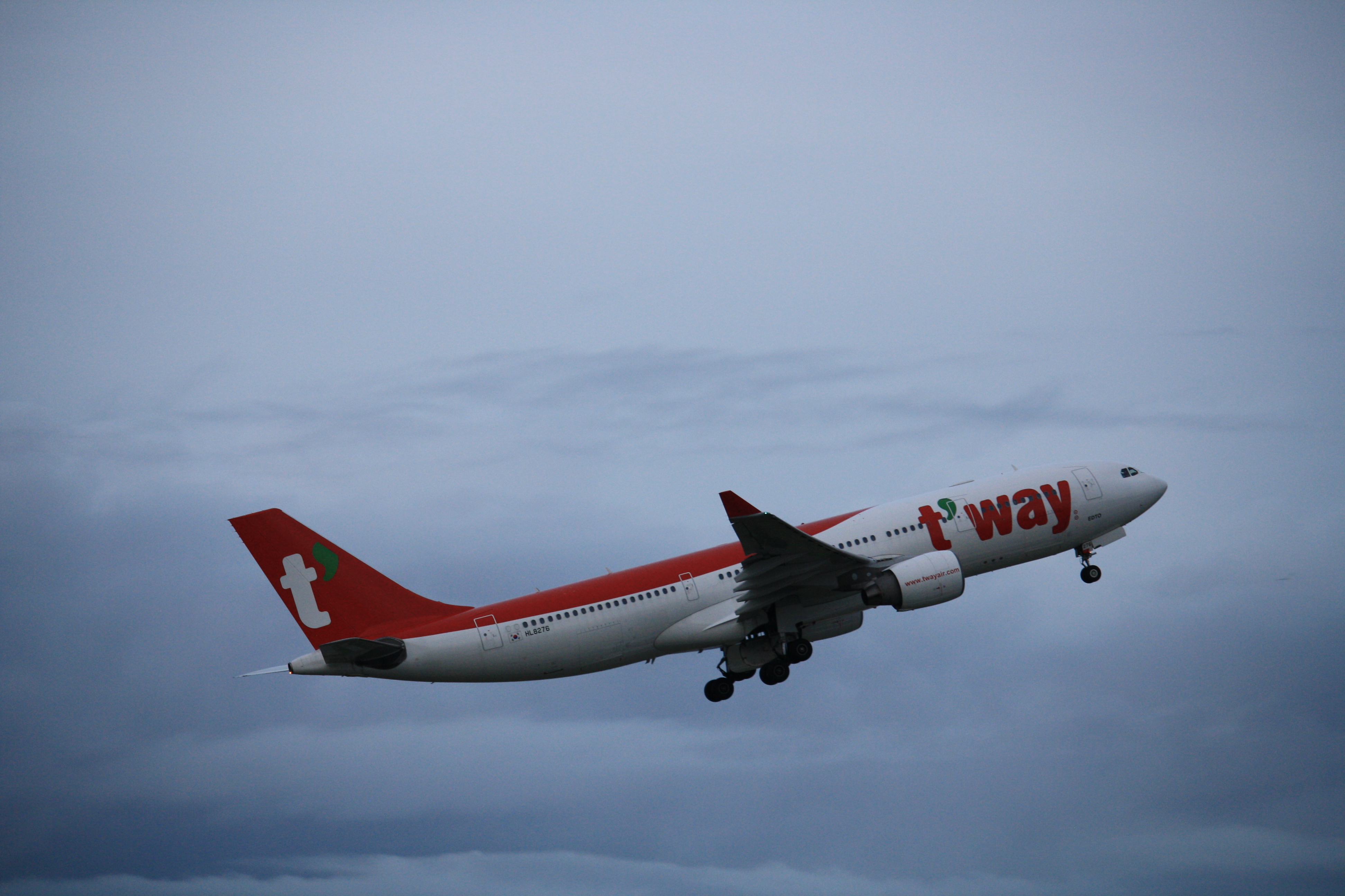 T'way Air Airbus A330-200